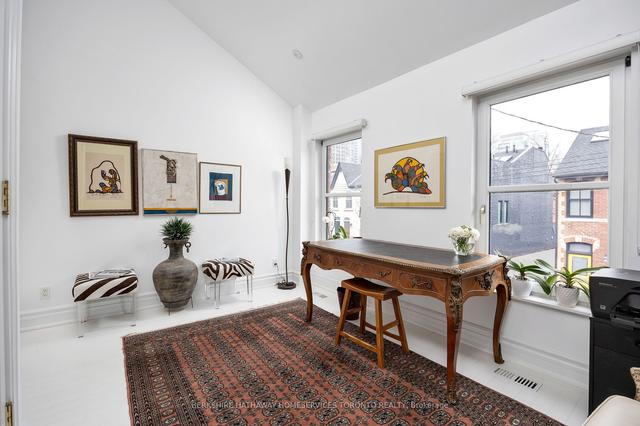 42 Berryman St, House semidetached with 2 bedrooms, 4 bathrooms and 1 parking in Toronto ON | Image 22