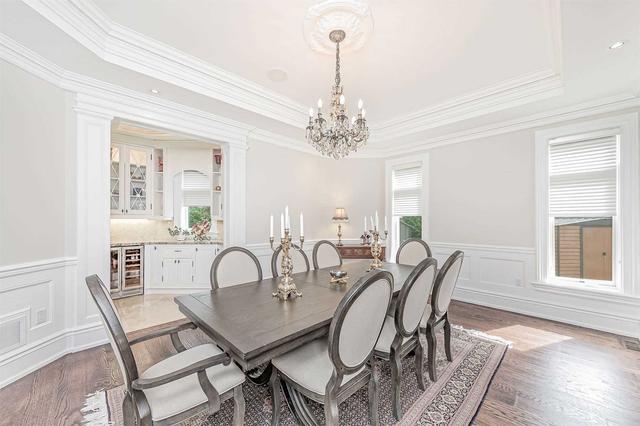 11 Olive Villa Crt, House detached with 4 bedrooms, 6 bathrooms and 6 parking in Markham ON | Image 3