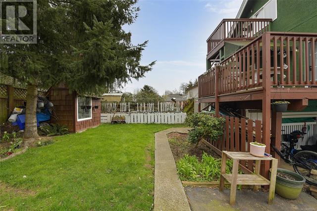 750 Connaught Rd, House detached with 8 bedrooms, 3 bathrooms and 4 parking in Victoria BC | Image 27