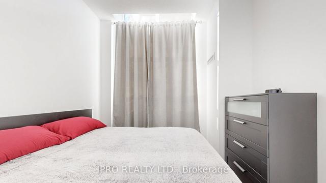 106 - 4 Elsinore Path, Condo with 1 bedrooms, 1 bathrooms and 1 parking in Toronto ON | Image 9