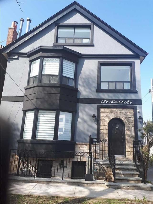 2nd fl - 124 Kendal Ave, House detached with 1 bedrooms, 1 bathrooms and 1 parking in Toronto ON | Image 2