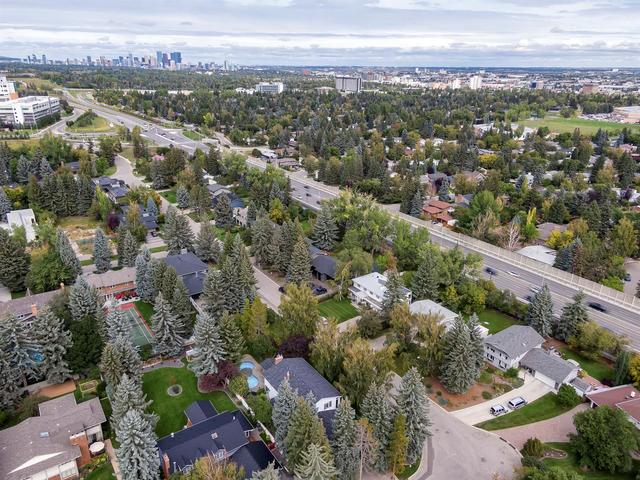 83 Eagle Ridge Drive Sw, House detached with 4 bedrooms, 3 bathrooms and 4 parking in Calgary AB | Image 38