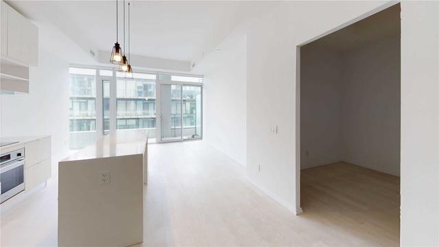 1629 - 5 Soudan Ave, Condo with 1 bedrooms, 1 bathrooms and 0 parking in Toronto ON | Image 2