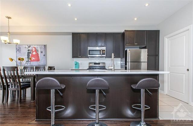 311 Tulum Crescent, Townhouse with 3 bedrooms, 3 bathrooms and 3 parking in Ottawa ON | Image 13