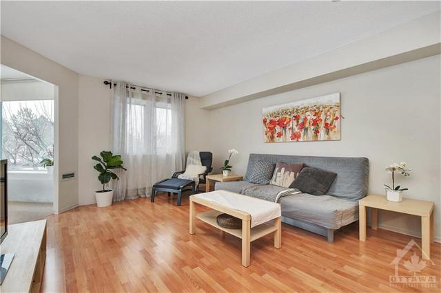 209 - 1025 Grenon Avenue, Condo with 2 bedrooms, 2 bathrooms and 1 parking in Ottawa ON | Image 3