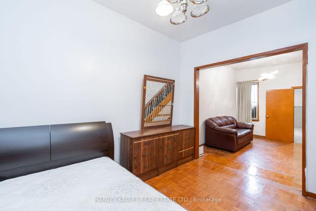 176 Manning Ave, House detached with 3 bedrooms, 2 bathrooms and 0 parking in Toronto ON | Image 20