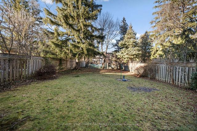 436 Fairlawn Ave, House detached with 3 bedrooms, 2 bathrooms and 4 parking in Toronto ON | Image 15