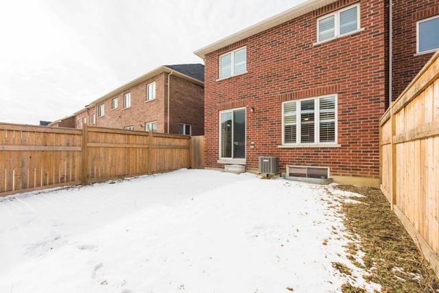 64 Sussexvale Dr, House attached with 3 bedrooms, 3 bathrooms and 3 parking in Brampton ON | Image 32