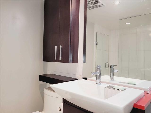 535 - 8 Telegram Mews, Condo with 1 bedrooms, 1 bathrooms and 1 parking in Toronto ON | Image 19
