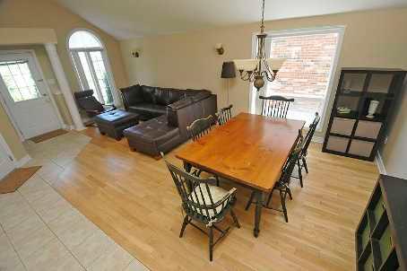 40 Frasson Dr, House detached with 4 bedrooms, 3 bathrooms and 2 parking in Guelph ON | Image 4
