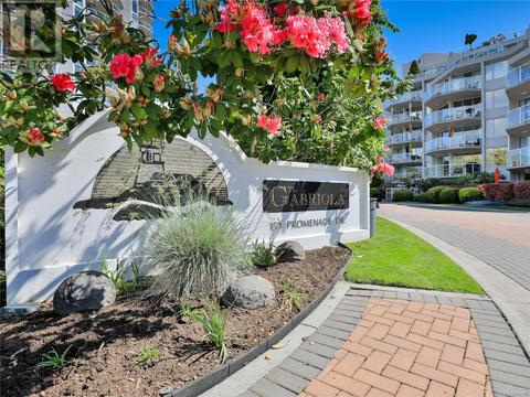 406 - 158 Promenade Dr, Condo with 2 bedrooms, 2 bathrooms and 117 parking in Nanaimo BC | Card Image
