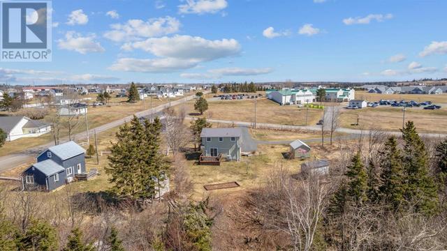 4 Green Street, House detached with 2 bedrooms, 1 bathrooms and null parking in Souris PE | Image 38