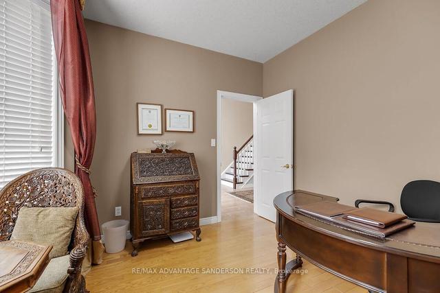 206 Ambleside Dr, House detached with 4 bedrooms, 4 bathrooms and 4 parking in London ON | Image 2