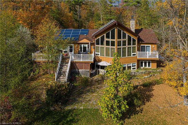 351 Crow Lake Road, House detached with 3 bedrooms, 3 bathrooms and 2 parking in Tay Valley ON | Image 1