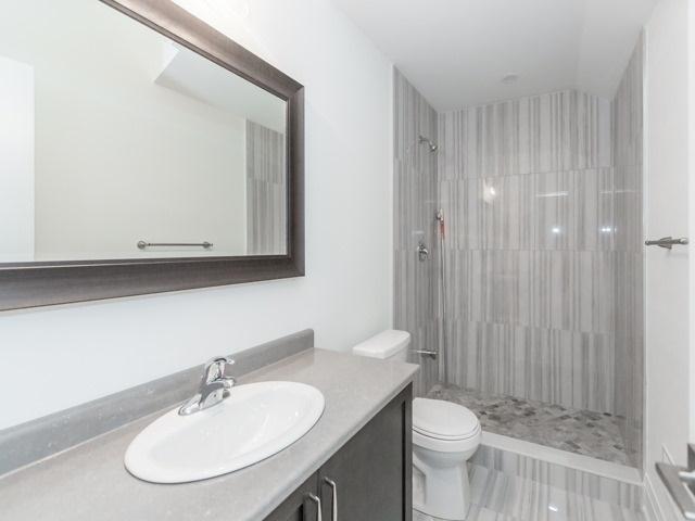 Pt 2 - 663 Oxford St, House detached with 3 bedrooms, 4 bathrooms and 2 parking in Toronto ON | Image 17