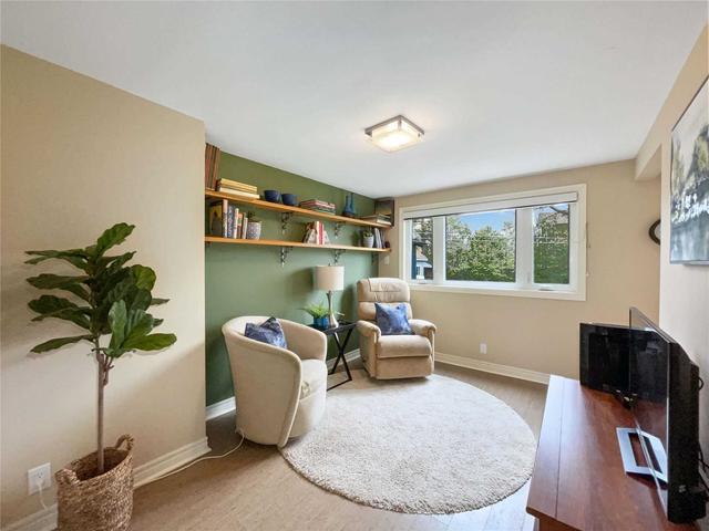 103 Dominion St, House detached with 3 bedrooms, 2 bathrooms and 3 parking in Uxbridge ON | Image 3