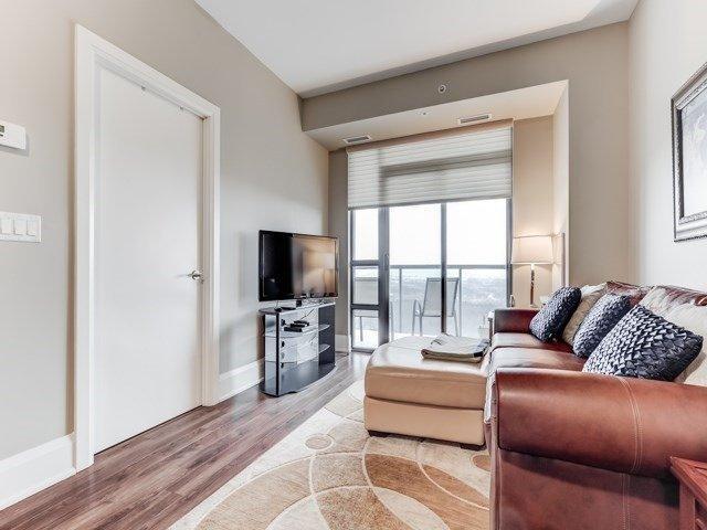 1004 - 45 Yorkland Blvd, Condo with 1 bedrooms, 2 bathrooms and 1 parking in Brampton ON | Image 9