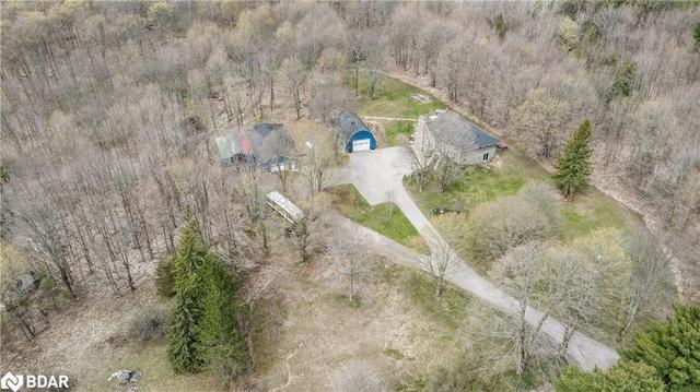 2242 5 Line N, House detached with 4 bedrooms, 3 bathrooms and 12 parking in Oro Medonte ON | Image 38