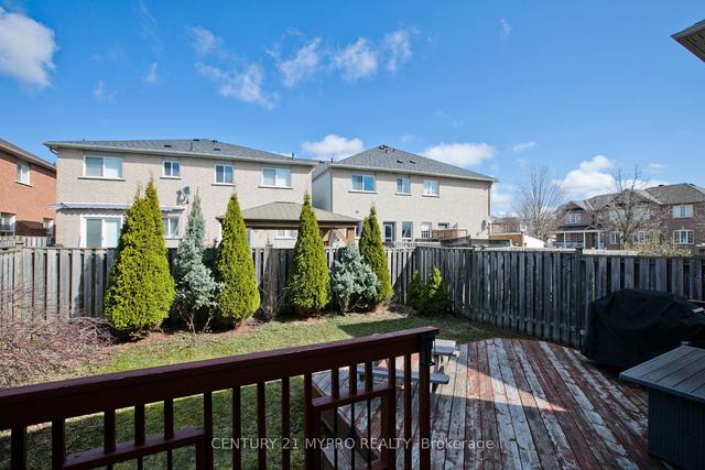 18 River Ridge Blvd, House detached with 3 bedrooms, 3 bathrooms and 4 parking in Aurora ON | Image 27