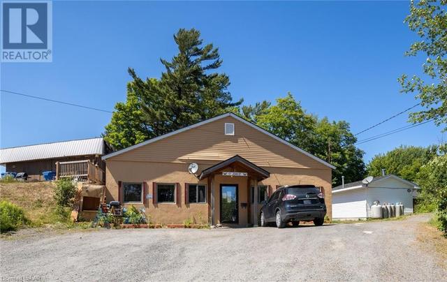 17 John Street, House detached with 1 bedrooms, 2 bathrooms and null parking in Parry Sound ON | Card Image