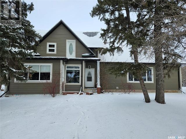 205 Balmoral Avenue, House detached with 3 bedrooms, 2 bathrooms and null parking in Arcola SK | Image 1