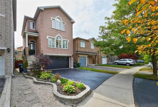 15 Richwood St, House detached with 3 bedrooms, 4 bathrooms and 4 parking in Toronto ON | Image 12
