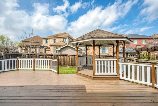 2465 North Ridge Tr, House detached with 4 bedrooms, 3 bathrooms and 4 parking in Oakville ON | Image 28