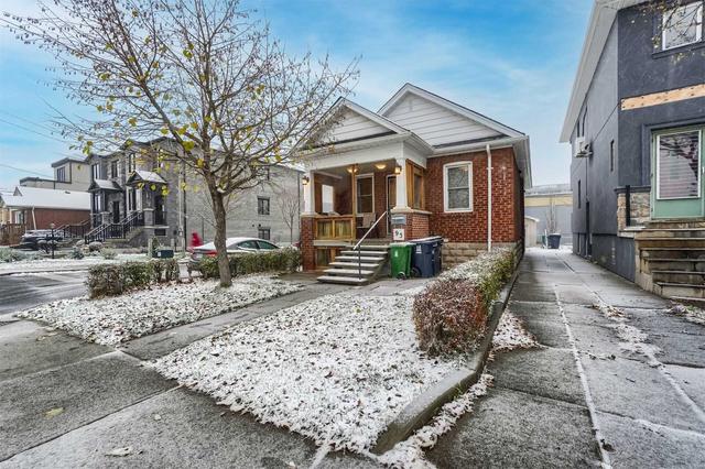 93 Twenty Second St, House detached with 2 bedrooms, 2 bathrooms and 4 parking in Toronto ON | Card Image