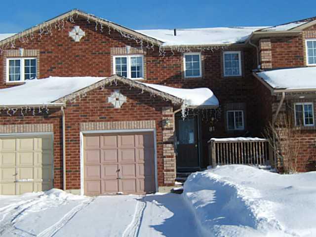 s - 81 Dunsmore Lane, House attached with 3 bedrooms, 2 bathrooms and null parking in Barrie ON | Image 1