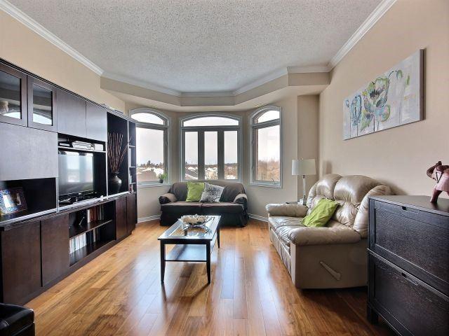 8 - 200 Rustic Hills Cres, Condo with 2 bedrooms, 2 bathrooms and 1 parking in Ottawa ON | Image 2