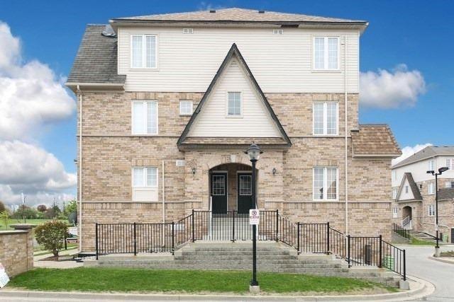 15 - 200 Mclevin Ave, Townhouse with 2 bedrooms, 1 bathrooms and 1 parking in Toronto ON | Image 13