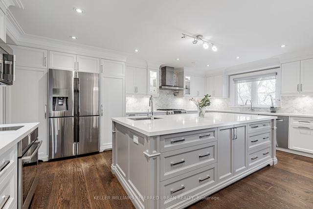 46 Stormont Ave, House detached with 6 bedrooms, 6 bathrooms and 5 parking in Toronto ON | Image 5