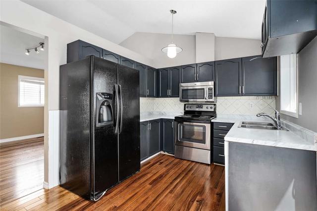 14 Moir Cres, House detached with 3 bedrooms, 2 bathrooms and 3 parking in Barrie ON | Image 20