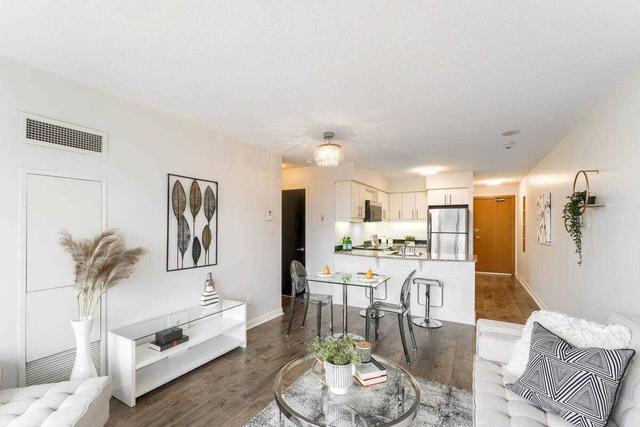 1201 - 33 Sheppard Ave E, Condo with 1 bedrooms, 1 bathrooms and 1 parking in Toronto ON | Image 8