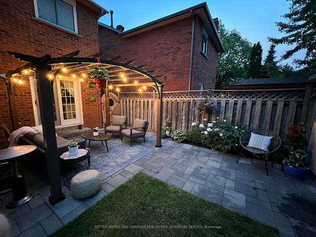 2057 Fox Hllw, House detached with 4 bedrooms, 3 bathrooms and 2 parking in Oakville ON | Image 28