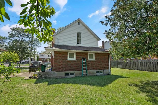 371 Carlton St, House detached with 3 bedrooms, 1 bathrooms and 2 parking in St. Catharines ON | Image 8