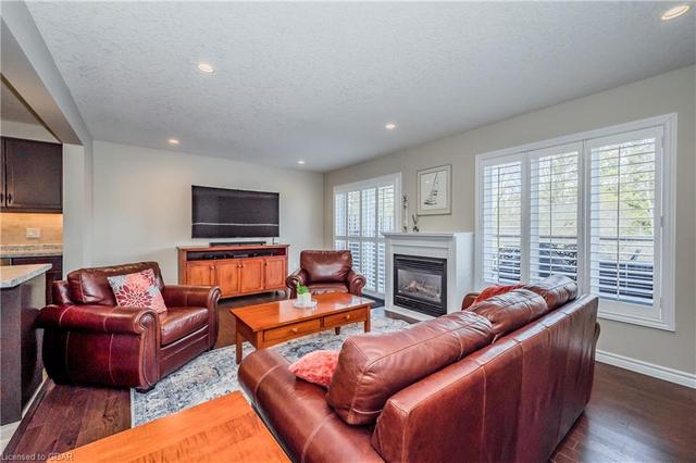 82 Dawes Avenue, House semidetached with 3 bedrooms, 3 bathrooms and 2 parking in Guelph ON | Image 45