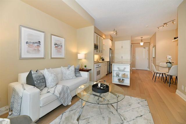 611 - 20 Scrivener Sq, Condo with 1 bedrooms, 1 bathrooms and 1 parking in Toronto ON | Image 3