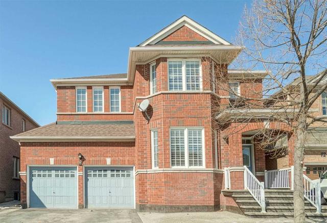 14 Huntspoint Dr, House detached with 4 bedrooms, 4 bathrooms and 7 parking in Brampton ON | Image 1