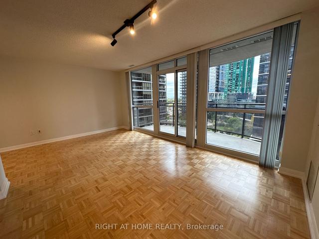 1205 - 33 Sheppard Ave E, Condo with 1 bedrooms, 1 bathrooms and 1 parking in Toronto ON | Image 35