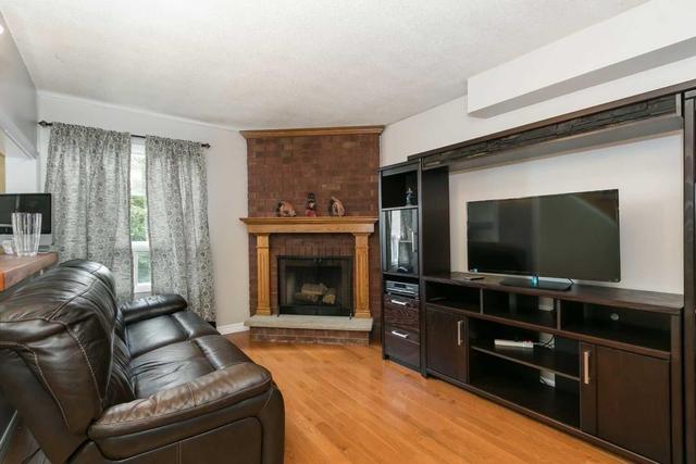 81 Griffiths Dr, House detached with 4 bedrooms, 4 bathrooms and 2 parking in Ajax ON | Image 4