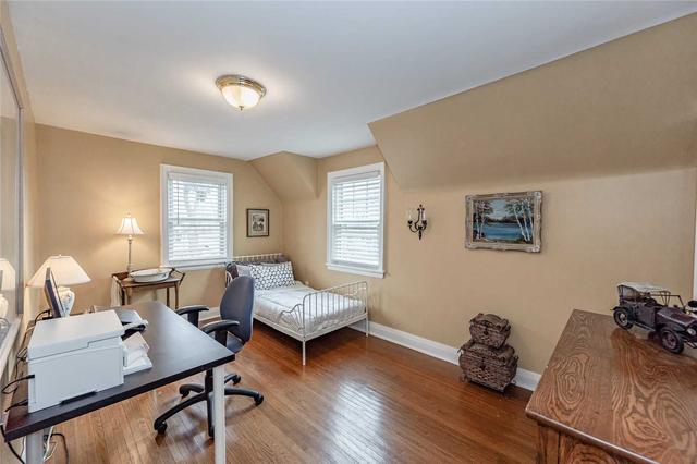 1050 King Rd, House detached with 3 bedrooms, 3 bathrooms and 4 parking in Burlington ON | Image 14