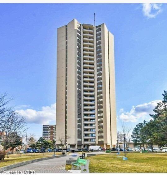 908 - 380 Dixon Road, House attached with 1 bedrooms, 1 bathrooms and 2 parking in Toronto ON | Card Image