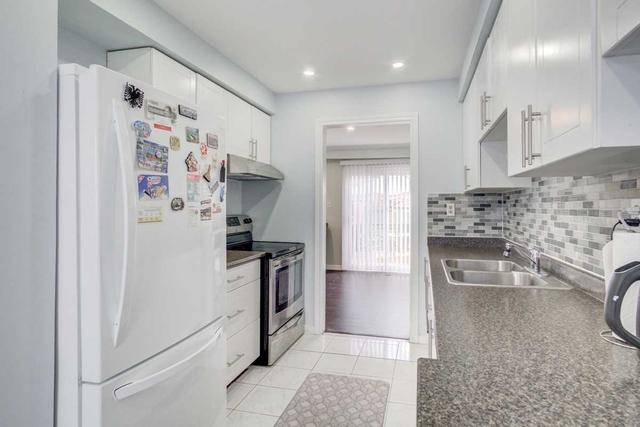 26 Hinchley Wood Grve, House semidetached with 3 bedrooms, 3 bathrooms and 5 parking in Brampton ON | Image 24