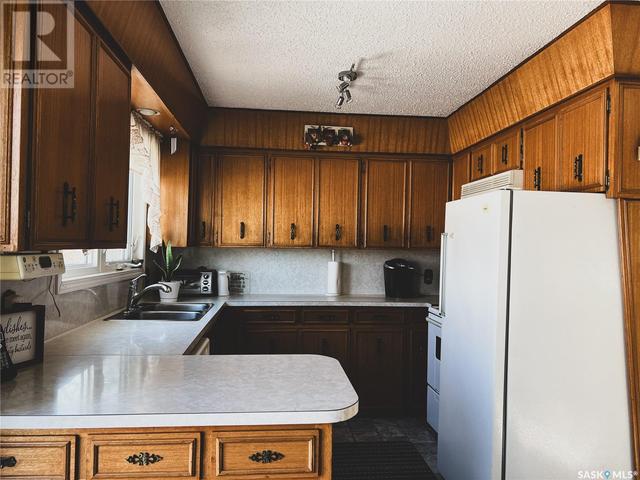 500 Reed Street, House detached with 3 bedrooms, 2 bathrooms and null parking in Morse SK | Image 5