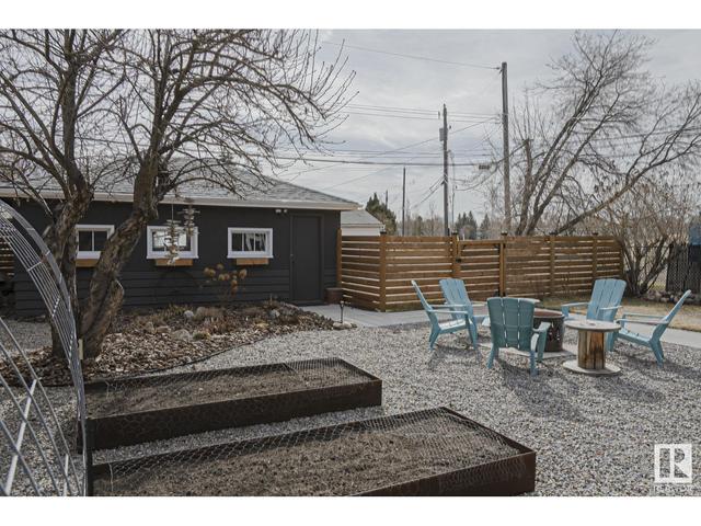 12327 140 St Nw, House detached with 3 bedrooms, 1 bathrooms and null parking in Edmonton AB | Image 48
