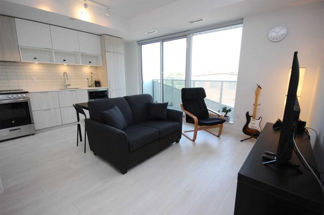 417 - 60 Tannery Rd, Condo with 1 bedrooms, 1 bathrooms and 0 parking in Toronto ON | Image 1