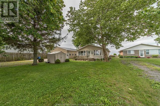 18240 Erie Shores, House detached with 2 bedrooms, 1 bathrooms and null parking in Chatham Kent ON | Image 21