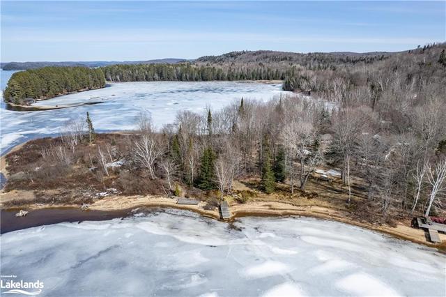 4011 Kawagama Lake Road, House detached with 3 bedrooms, 1 bathrooms and 6 parking in Algonquin Highlands ON | Image 2