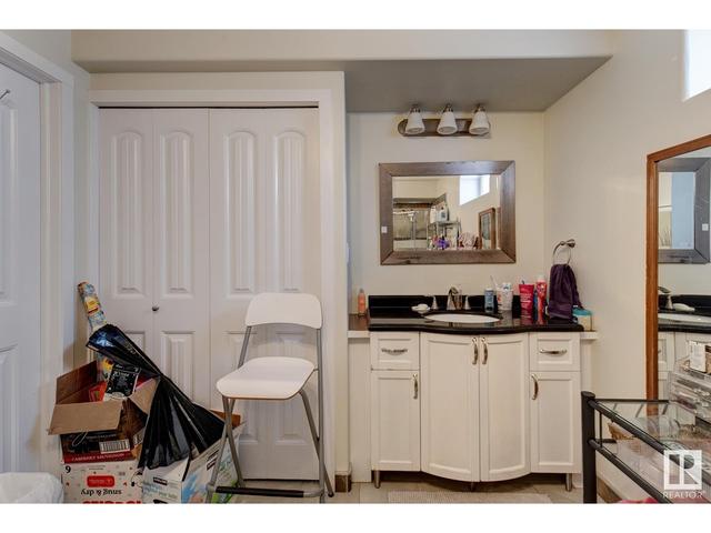 10560 52 Av Nw, House detached with 6 bedrooms, 2 bathrooms and null parking in Edmonton AB | Image 29